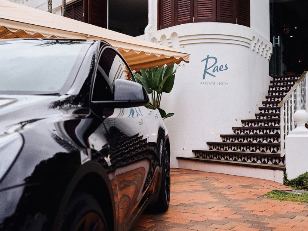 Byron Brisbane Airport Transfers Luxury Tesla 